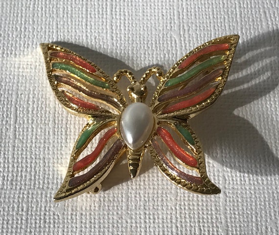 Vintage butterfly brooch, faux pearl butterfly br… - image 4
