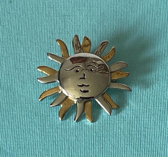 Vintage celestial sun brooch - Gem Vintage celestial sun brooch - Gem