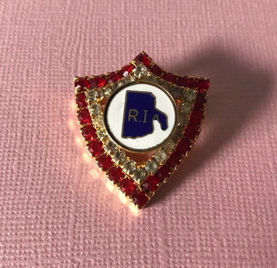 Vintage rhinestone Rhode Island Pin, high end Rhio