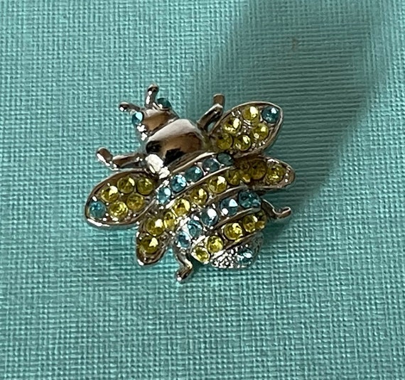 Vintage rhinestone bee pin, bee brooch, rhinestone