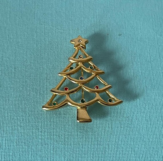 Vintage Christmas tree brooch, gold Christmas tree pin, rhinestone Christmas tree, holiday tree pin, Christmas jewelry, holiday tree vintage