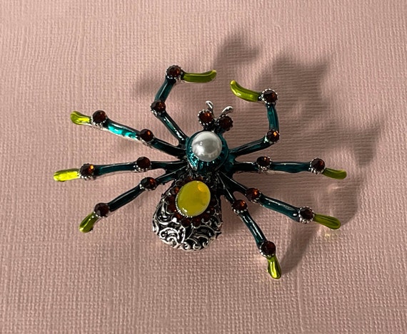 Large spider brooch, rhinestone spider pin, taran… - image 7