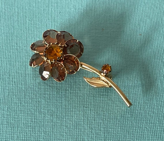 Vintage rhinestone flower brooch, daisy rhineston… - image 1