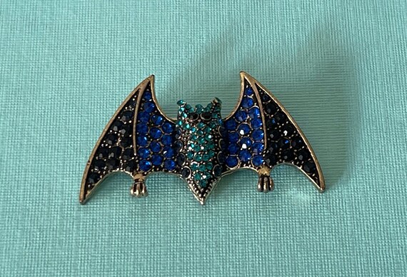 Rhinestone bat pin, bat brooch, Halloween pin, Halloween bat pin, Halloween jewelry, bat pins, black bat pin, blue bat pin, rhinestone bat