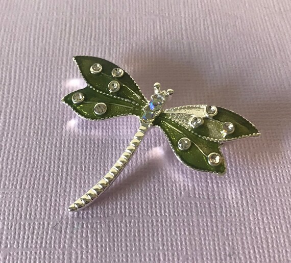 Spilla replica 3D a forma di libellula Spilla a forma di insetto finto