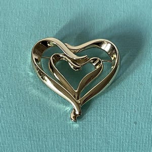 Large vintage heart brooch, double heart pin, gold heart brooch, wedding heart, Valentine&#39;s heart, Valentine&#39;s jewelry, heart jewelry, heart