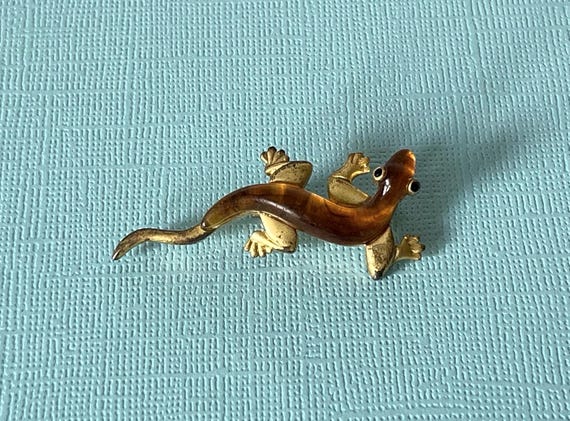 Vintage lizard brooch, lizard jewelry, gecko brooch, gold lizard pin, orange lizard pin, lizard brooch vintage, insect jewelry, bug, lizard View 3