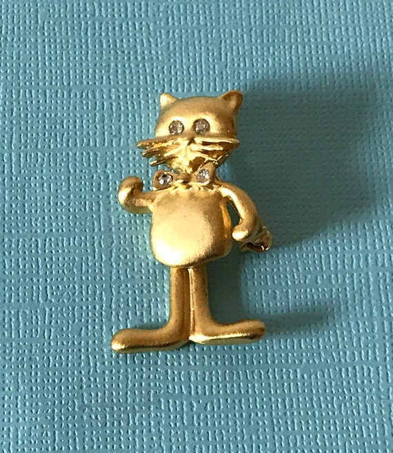 Vintage cat brooch gold cat pin, moveable cat pin… - image 8