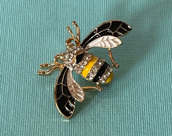 Black and yellow rhinestone bumble bee pin, bee jewelry, bee pin, rhinestone bee pin, insect pin, rhinestone bumble bee brooch, bee brooch