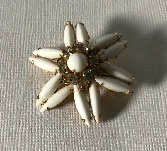 Vintage milk glass flower pin, white milk glass a… - image 4