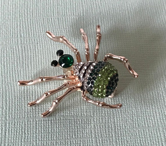 Rhinestone spider pin, green rhinestone spider pi… - image 7