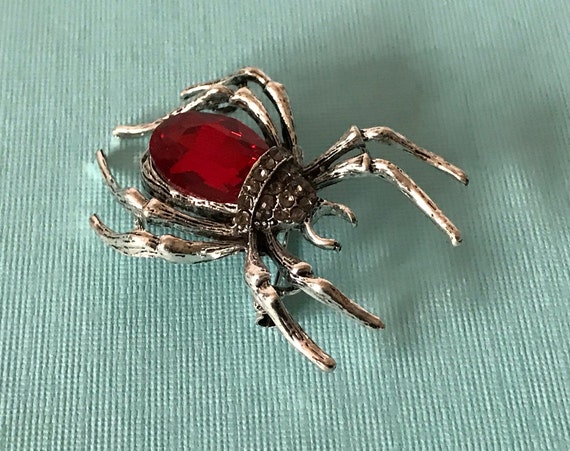 Red rhinestone spider brooch, jelly belly spider p