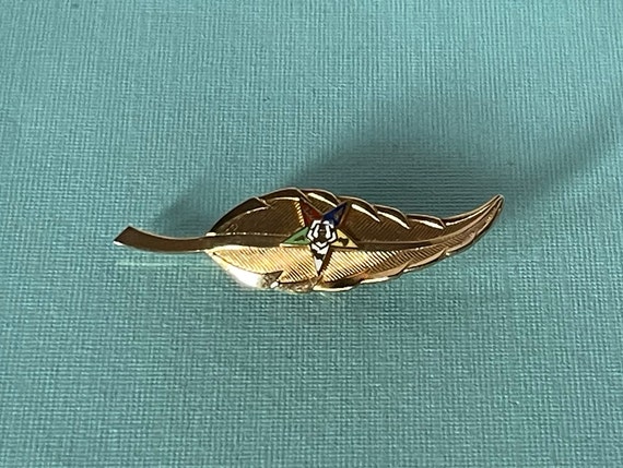 Vintage Order of the Eastern Star brooch, OES leaf brooch, Eastern Star jewelry, Eastern Star leaf pin, OES jewelry, masonic jewelry, OES
