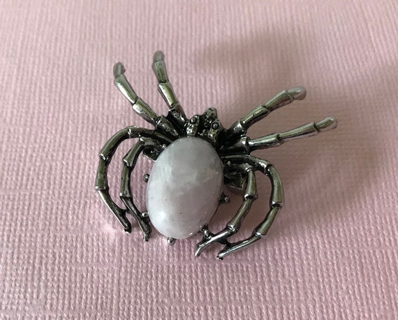 Rose quartz spider brooch, spider pin, Halloween … - image 3