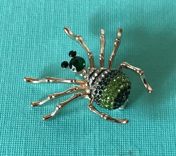 Rhinestone spider pin, green rhinestone spider pi… - image 1