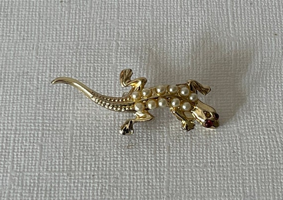 Vintage faux pearl lizard pin, gecko pin, lizard … - image 5