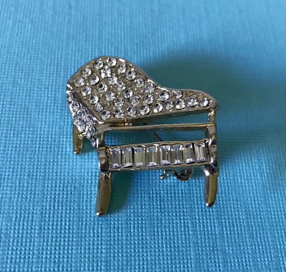 Vintage rhinestone piano pin, vintage piano brooc… - image 9