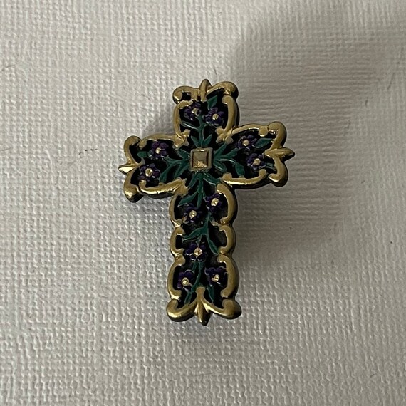Vintage cross brooch, cross with flowers, gold cr… - image 4