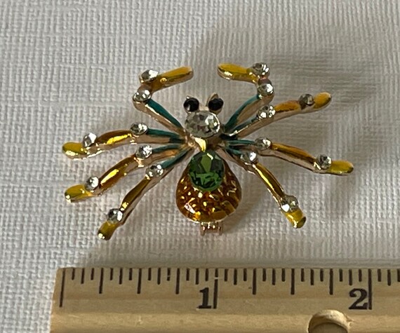 Rhinestone spider brooch, green rhinestone spider… - image 7