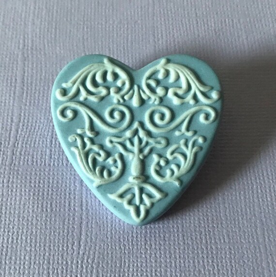 Vintage heart brooch, signed Wedgewood heart broo… - image 7