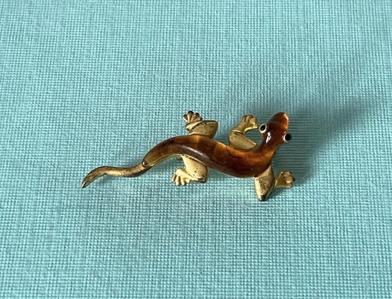 Vintage lizard brooch, lizard jewelry, gecko brooch, gold lizard pin, orange lizard pin, lizard brooch vintage, insect jewelry, bug, lizard