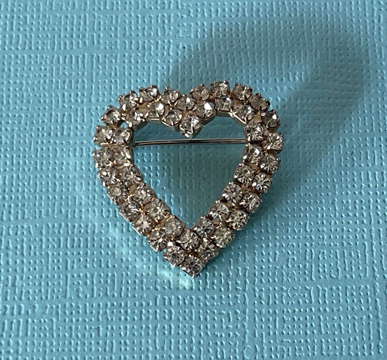 Heart brooches deals
