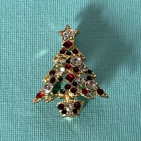 Christmas Tree Pin - Etsy