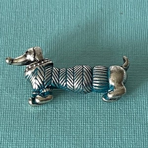 Dachshund pin, silver tone dachshund pin, dog pin, dog pins, dog brooch, dachshund brooch, dog wearing sweater pin, dachshund pin, dog pins