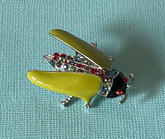 Rhinestone roach pin, fly pin, rhinestone bug pin… - image 2