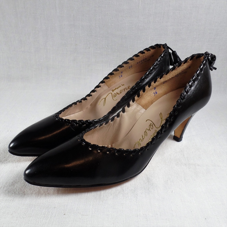 black heels thin heel