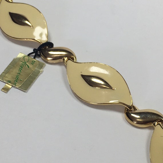 Vintage Tagged Genevieve Link Bracelet 70s Gold T… - image 6