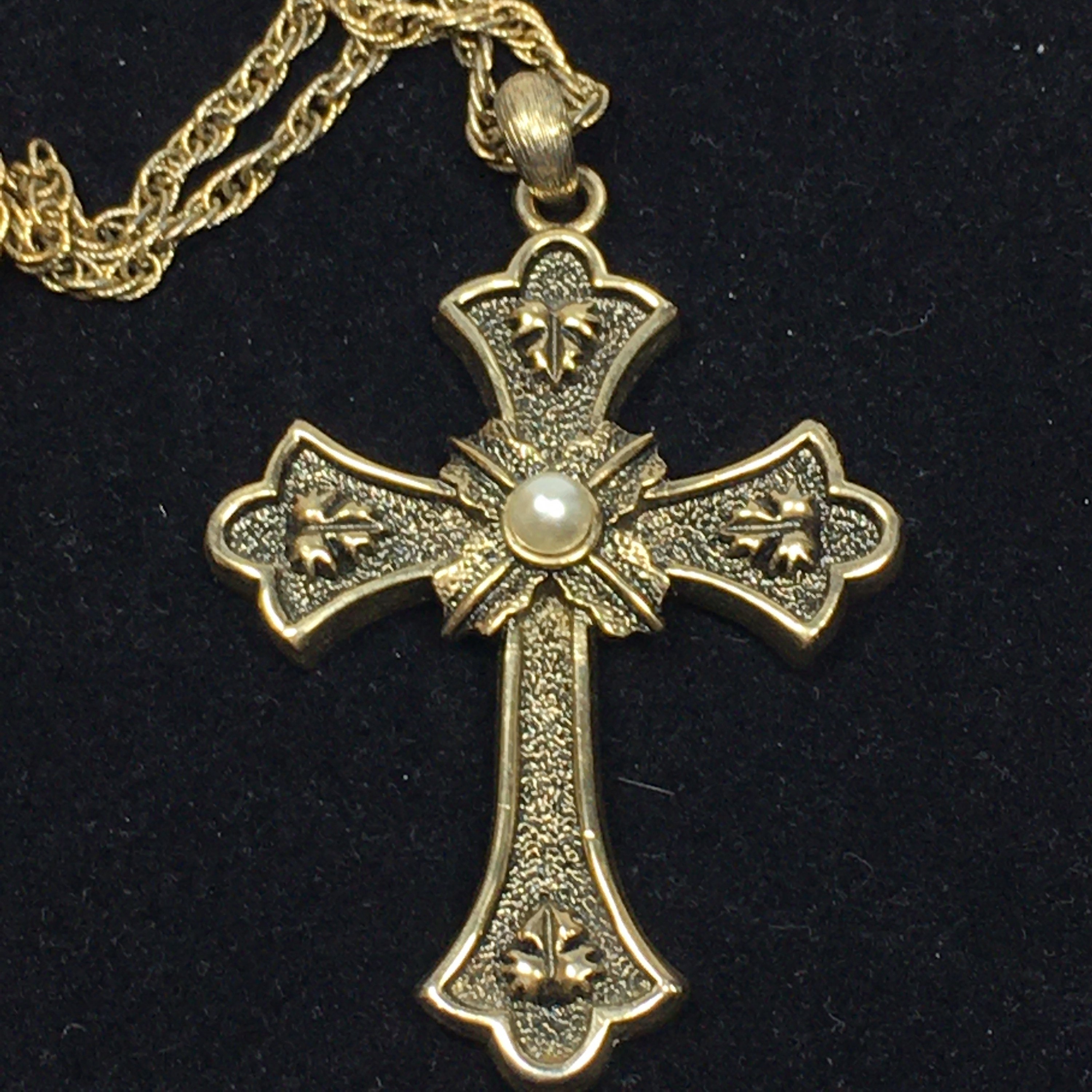 Signed SARAH COV 1975 Limited Edition Vintage Pearl Cross Pendant Necklace Etsy