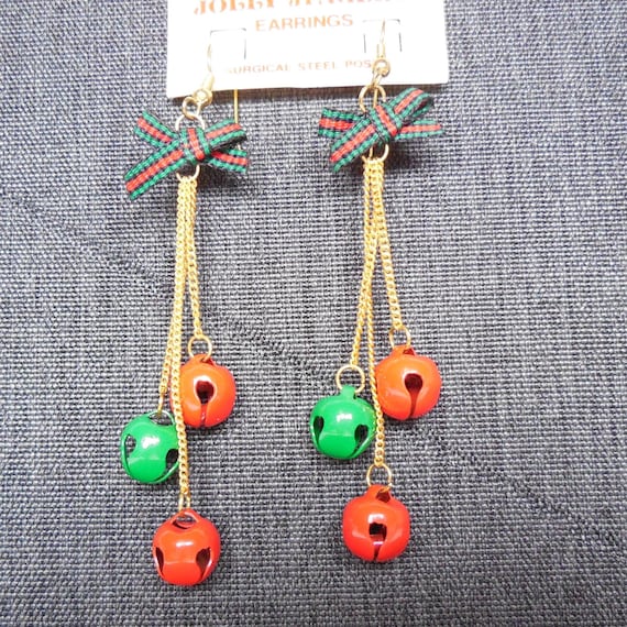Twos Company Mini Jingle Bells Christmas Earrings Dangle Style -B