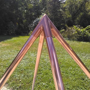 Pirámides de tubo de cobre con ángulo de vértice de 51,83 imagen 7