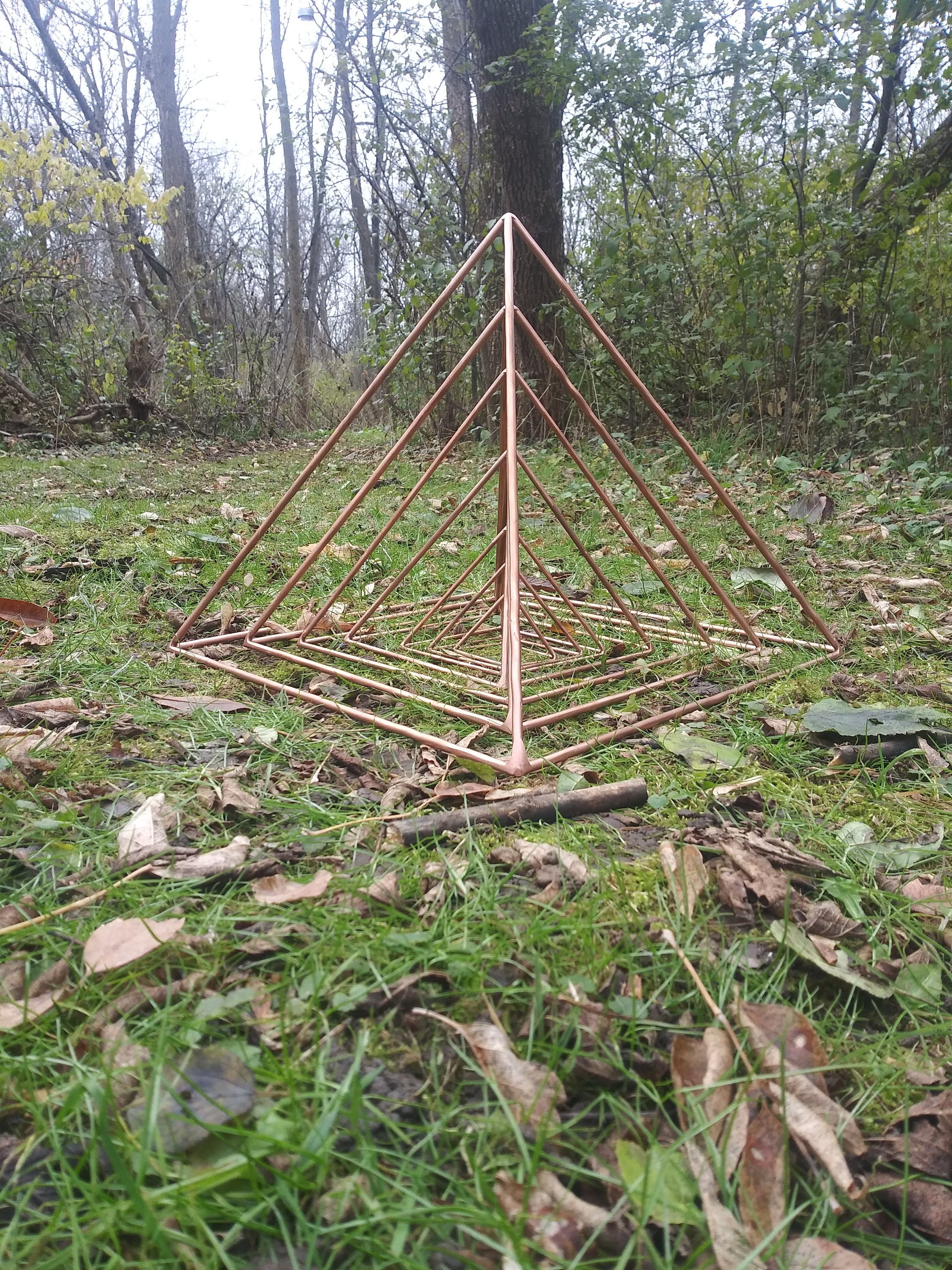 Copper Pyramid 51.83 apex angle