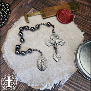 Rugged Rosaries® WWI Battle Beads Combat Pocket Catholic Rosary - Gunmetal