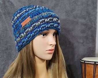 HAT, crocheted hat in a beanie look for women or men Head circumference: approx. 50 - 59 cm Now available and ready for shipping!