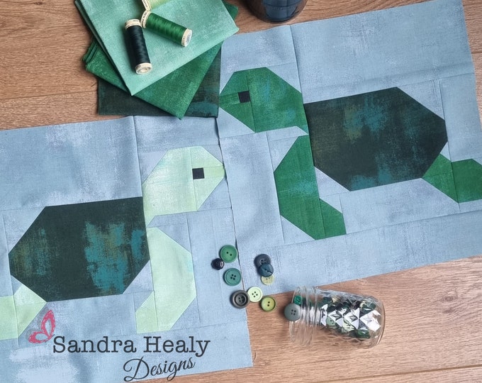 Turtles pieced Quilt Pattern By: Edyta Sitar Laundry - Etsy