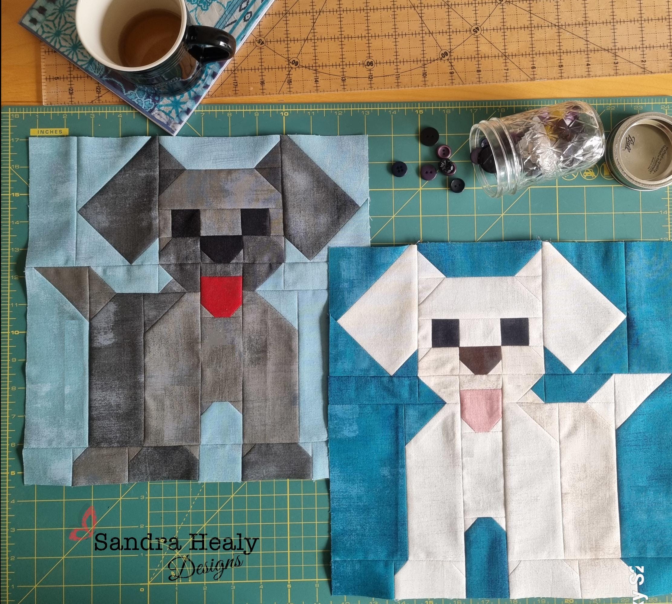 オーダーページ パネル 冬トイプードル 9.14 Puppy Dog Quilt Block, Machine Pieced, Digital File Instant