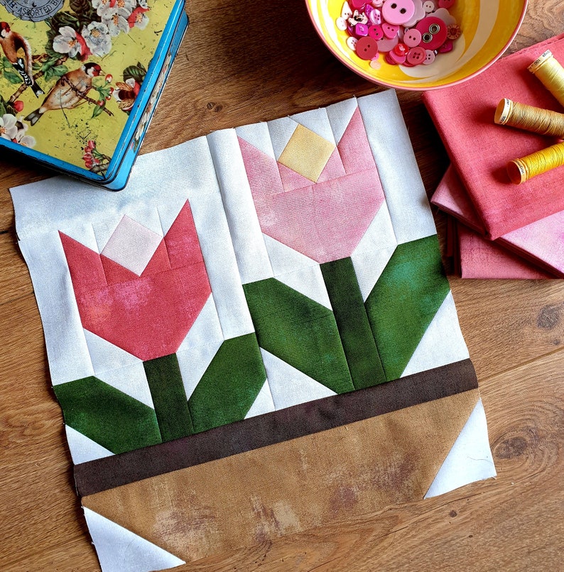 Flower tulip quilt block pattern, machine pieced, digital PDF instant download image 3