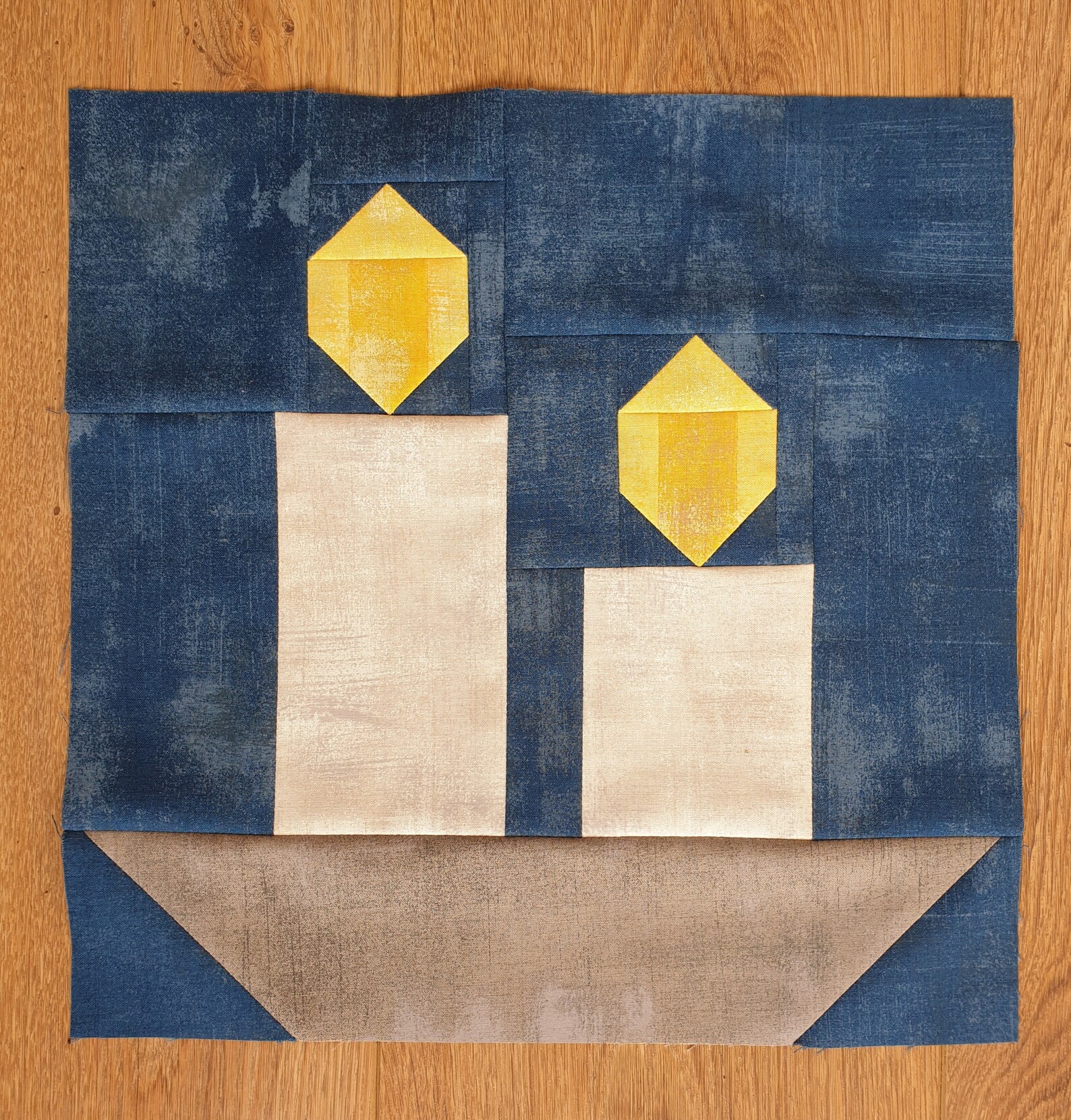 Christmas Candle Quilt Block Pattern Machine Pieced Instant - Etsy