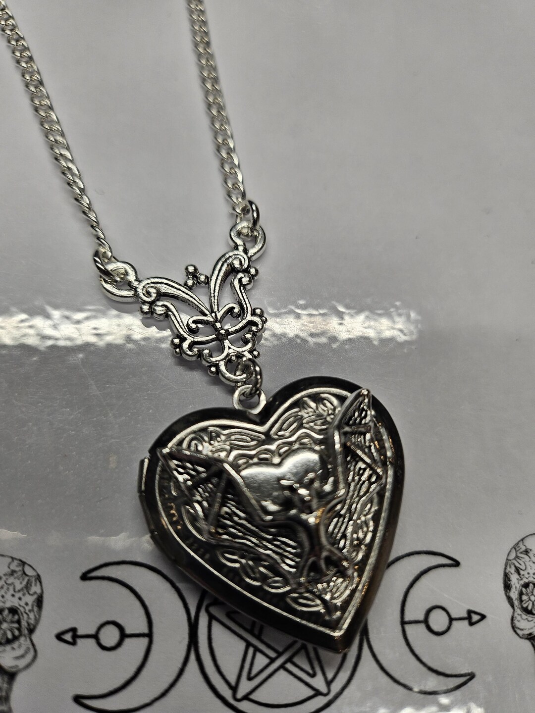 Stainless Steal Vampire Bat Locket With Silver Plated Chain Vampire Bat ...
