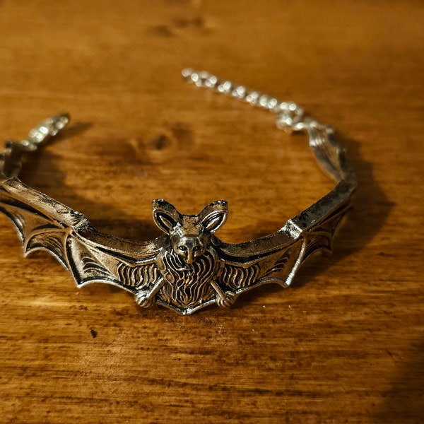 Vampire bat  bracelet  made to measure  flexible  unisex gothic bat lovers bracelet  gothic jewellery