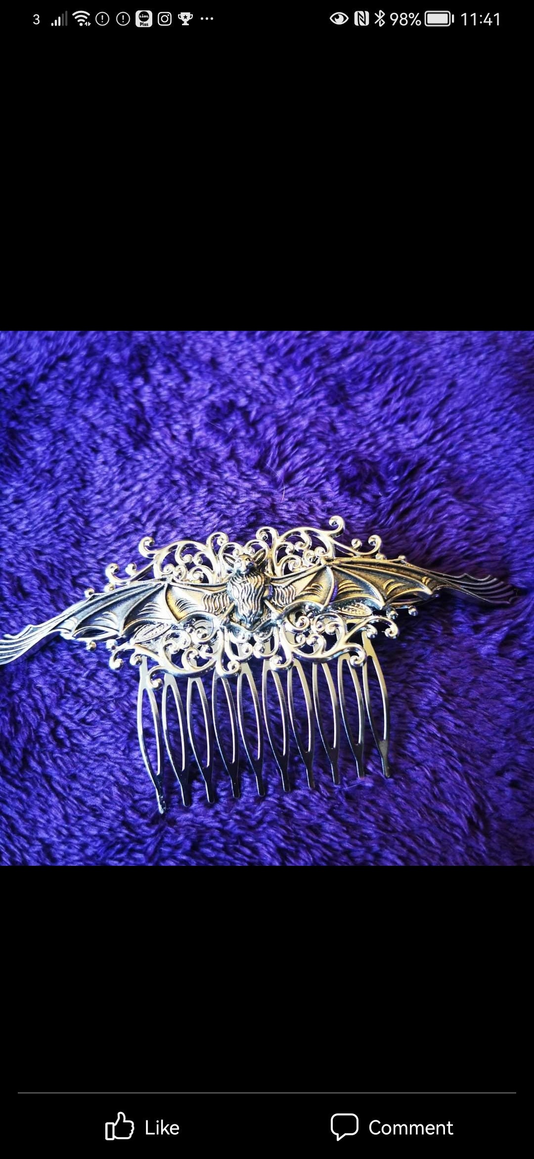 Vampire bat  hair comb wedding ĥair jewellery