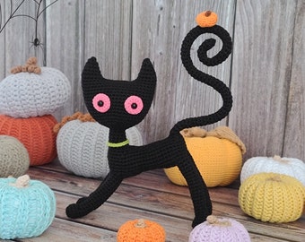 かぎ針編みの黒猫あみぐるみのパターン：ハロウィンぬいぐるみ（PDF