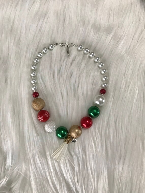 christmas bead necklace
