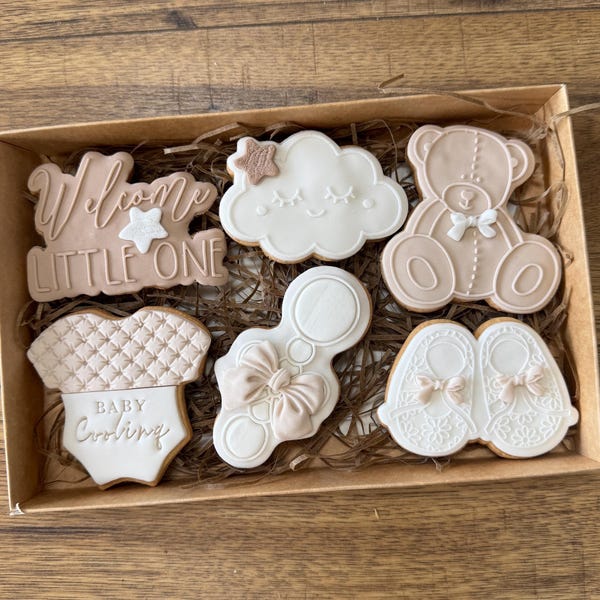 Baby Shower Sugar Cookies | Personalised Biscuit Favours | Welcome Little One Gift Box | Congratulations | New Baby