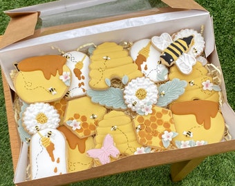 Bee Themed Sugar Cookies | one dozen | Bee mine |  Mummy to bee