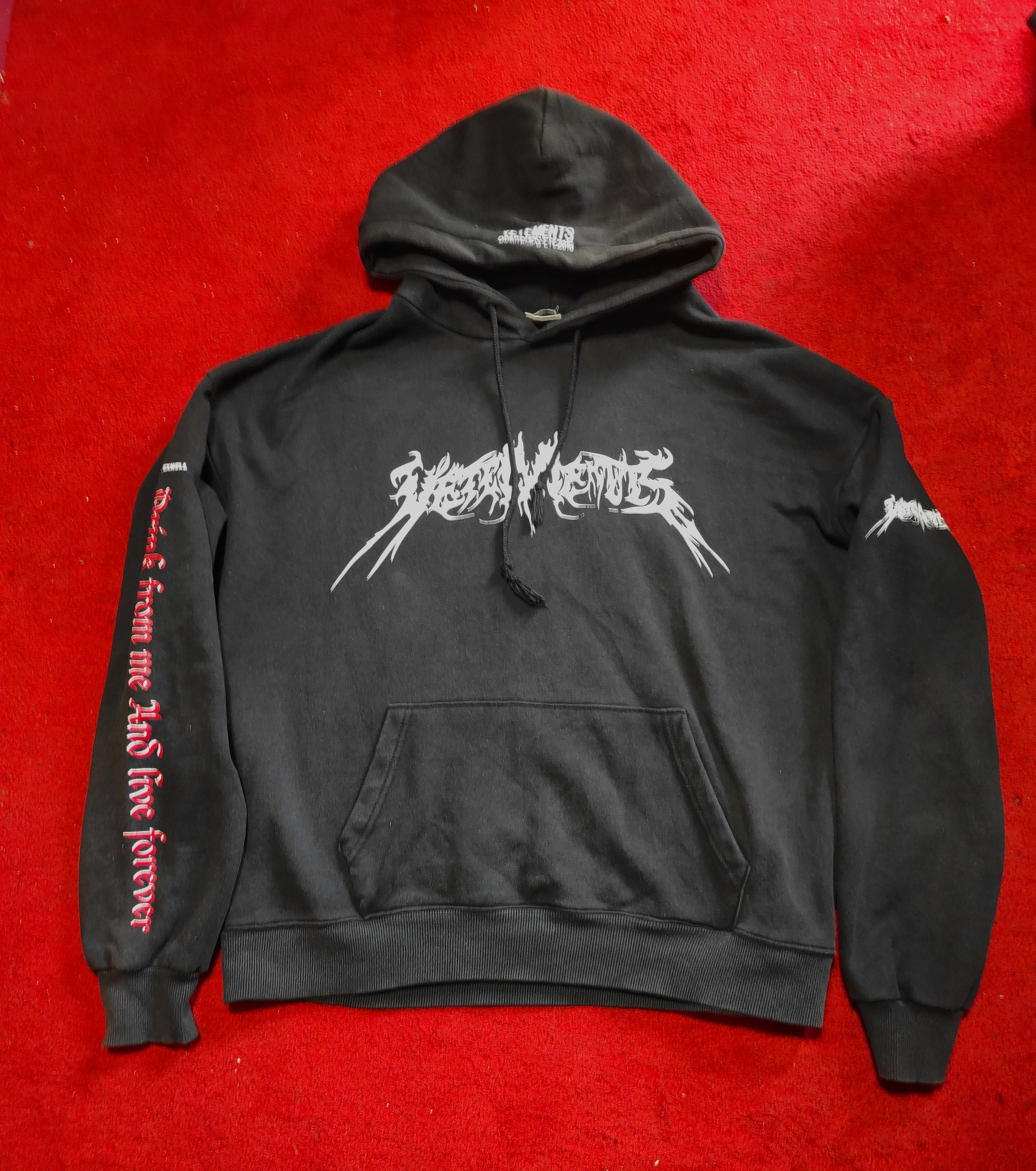 VETEMENTS TOTAL FUCKING DARKNESS