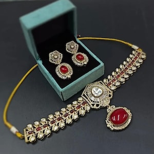 Handmade Kundan Choker Set: Green Zircon, Victorian Bridal Jewelry